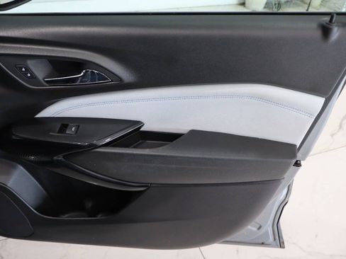 Used 2024 Chevrolet Trax LT FWD image 22