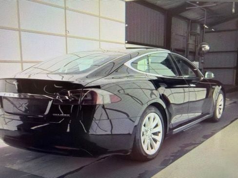 Used 2020 Tesla Model S Performance AWD/4WD image 4