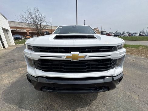 New 2026 Chevrolet Silverado 2500 Custom w/ Custom Value Package AWD/4WD image 26