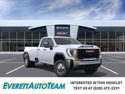 New 2026 GMC Sierra 3500 Pro w/ Convenience Package