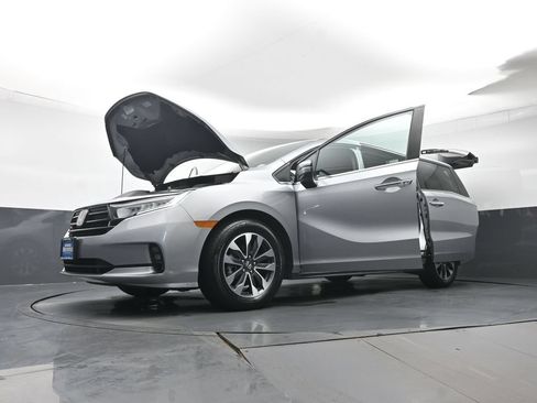 Certified 2023 Honda Odyssey EX-L image 51