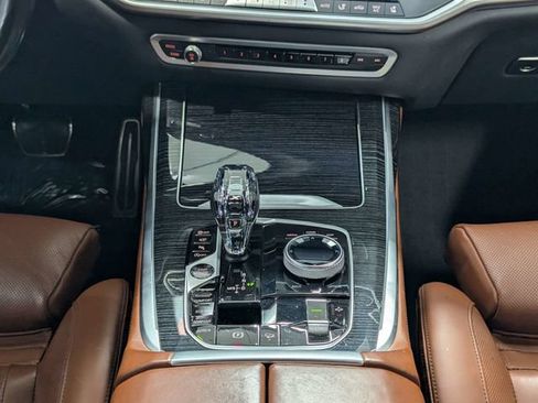 Used 2021 BMW X7 M50i AWD/4WD image 14