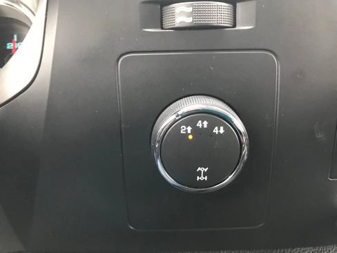 Used 2010 GMC Sierra 2500 SLE image 20