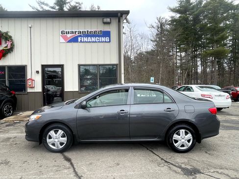 Used 2010 Toyota Corolla LE image 7