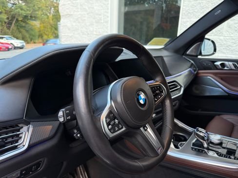 Used 2019 BMW X5 xDrive50i image 9