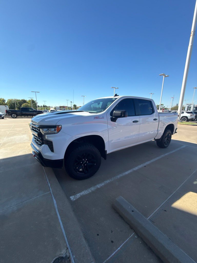 Used 2024 Chevrolet Silverado 1500 LT Trail Boss w/ Protection Package AWD/4WD image 6