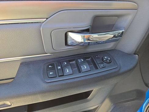 Used 2024 RAM 1500 Classic SLT AWD/4WD image 18