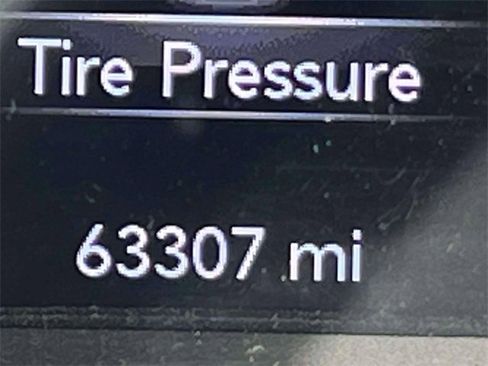 Used 2019 Jeep Cherokee Latitude Plus image 26