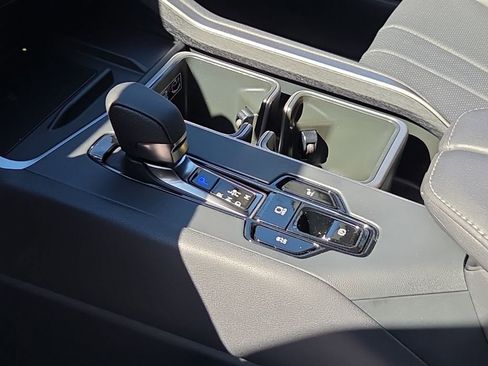 New 2026 Lexus TX 500h AWD image 13