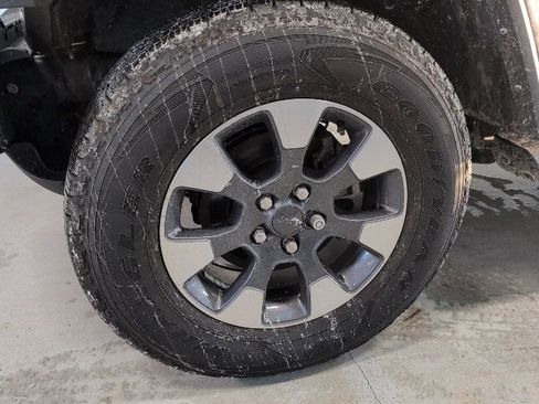 Used 2021 Jeep Wrangler Unlimited Sahara w/ Uconnect 4C Nav & Sound Group image 9