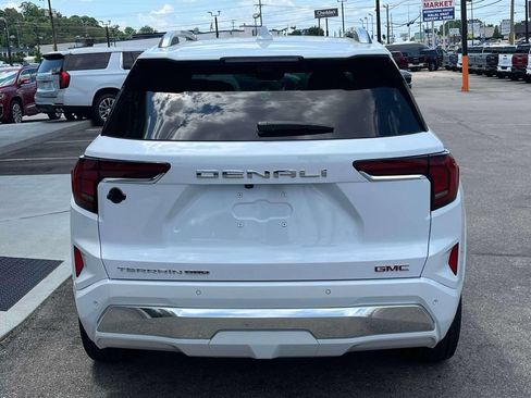 New 2026 GMC Terrain Denali w/ LPO, Floor Liner Package AWD/4WD image 4