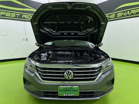Used 2022 Volkswagen Passat 2.0T SE FWD image 4