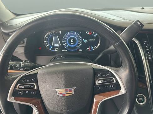 Used 2019 Cadillac Escalade Premium Luxury AWD/4WD image 14