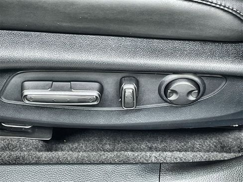 Used 2023 Honda Accord EX-L image 13