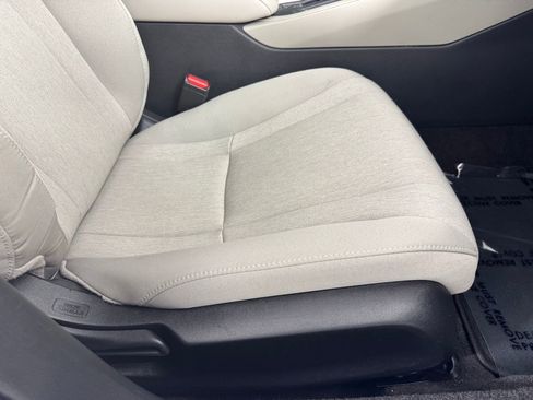 Used 2024 Honda Accord EX image 39