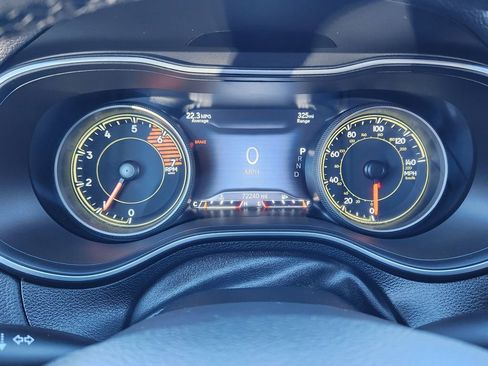 Used 2022 Jeep Cherokee Limited w/ Elite Package image 27