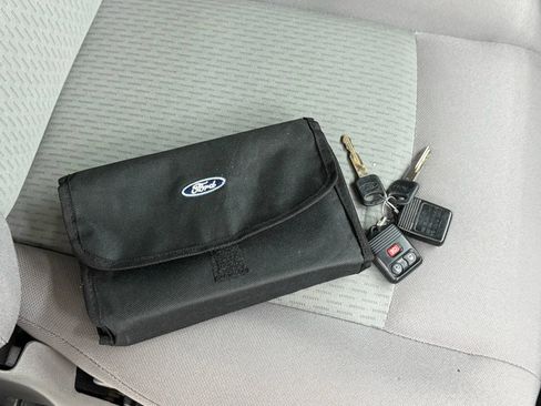 Used 2014 Ford E-150 and Econoline 150 Extended image 15