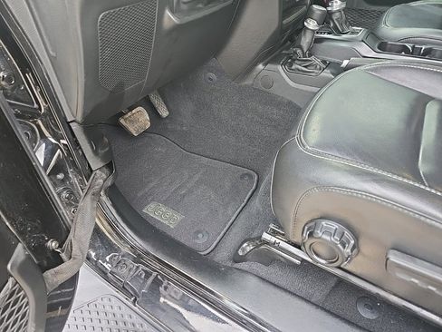 Used 2021 Jeep Gladiator Overland w/ Popular Equipment Package image 45