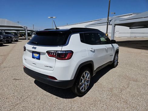 Used 2025 Jeep Compass Limited AWD/4WD image 8