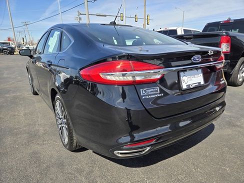 Used 2017 Ford Fusion SE image 7