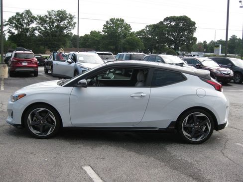 Used 2020 Hyundai Veloster Turbo Ultimate FWD image 4