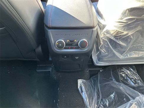 New 2026 Ford Explorer ST-Line w/ ST-Line Street Pack image 22