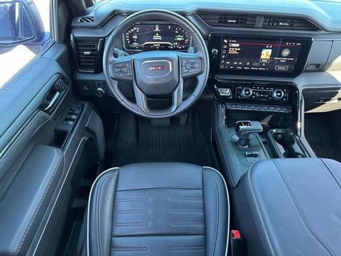 Used 2024 GMC Sierra 1500 AT4X image 18