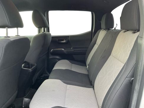 Used 2023 Toyota Tacoma TRD Sport image 16