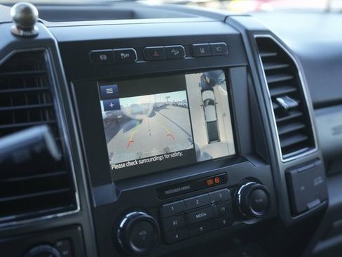 Certified 2022 Ford F350 XLT w/ XLT Premium Package image 26