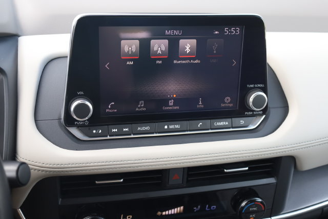 Used 2023 Nissan Rogue SV FWD image 21