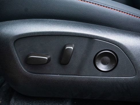 New 2025 Chevrolet Traverse Z71 w/ Enhanced Driving Package image 23