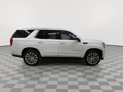 Used 2021 GMC Yukon Denali w/ Denali Premium Package image 12
