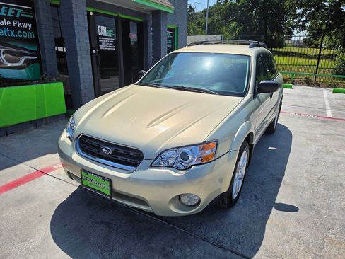 Used 2007 Subaru Outback 2.5i AWD/4WD image 3