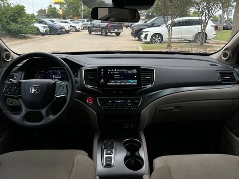 Used 2021 Honda Pilot EX image 12