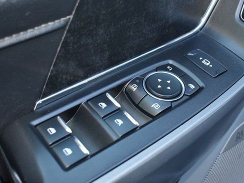 Used 2024 Ford F350 XLT w/ XLT Premium Package image 15