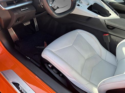 Used 2023 Chevrolet Corvette Stingray Preferred Conv w/ Z51 Performance Package image 20