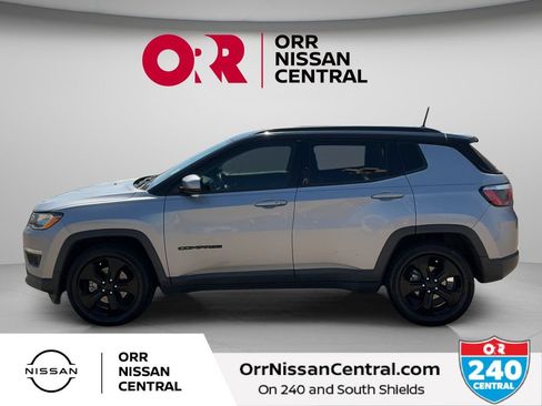 Used 2019 Jeep Compass Latitude FWD image 8