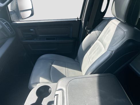 Used 2023 RAM 2500 Tradesman image 22