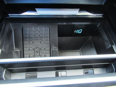Used 2024 Ford F250 Lariat w/ Lariat Ultimate Package AWD/4WD image 30