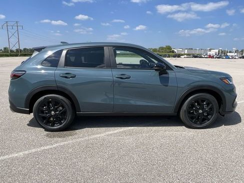 Used 2024 Honda HR-V Sport image 13