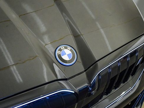 New 2026 BMW i5 eDrive40 w/ M Sport Package image 8