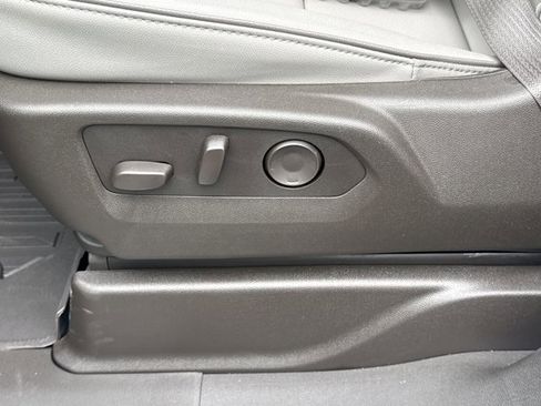 New 2026 GMC Yukon XL Elevation w/ Elevation Premium Package image 20