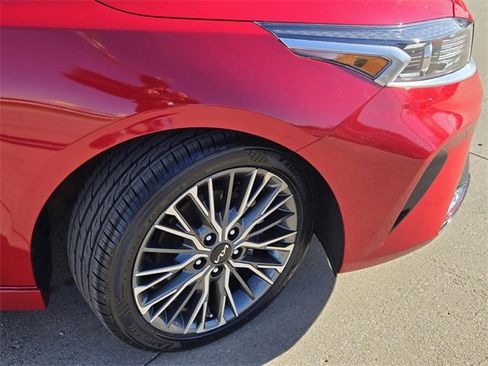 Certified 2024 Kia Forte GT-Line image 6