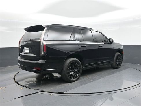 Used 2024 Cadillac Escalade Sport w/ LPO, ONYX Package image 7