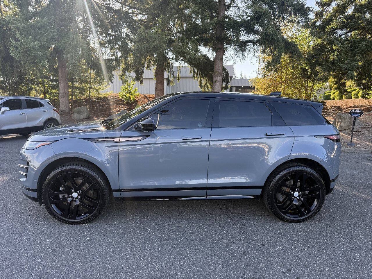 Used 2020 Land Rover Range Rover Evoque First Edition AWD/4WD image 2