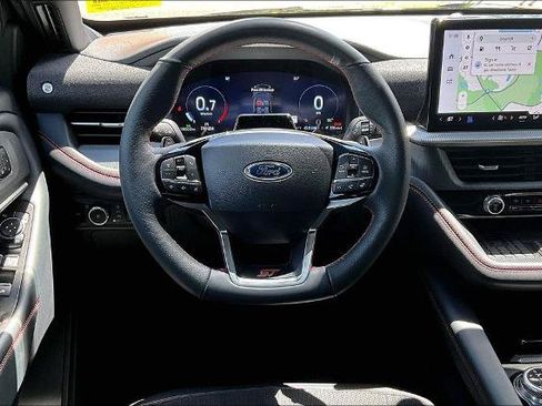 Certified 2025 Ford Explorer ST AWD/4WD image 5
