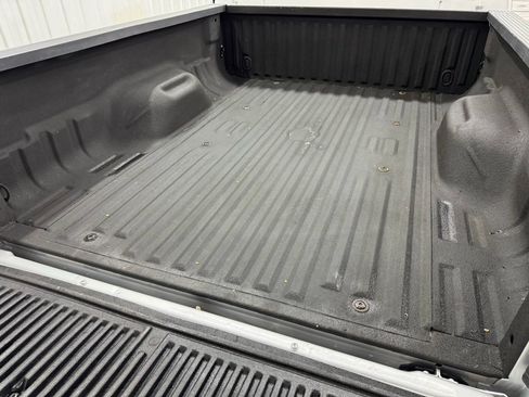 Used 2016 Ford F250 Lariat w/ Lariat Ultimate Package image 6