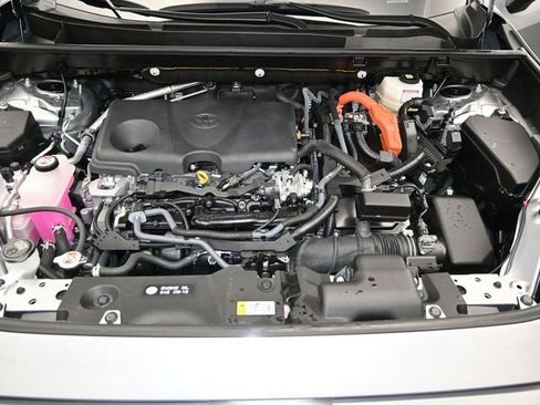 Used 2025 Toyota RAV4 LE image 18