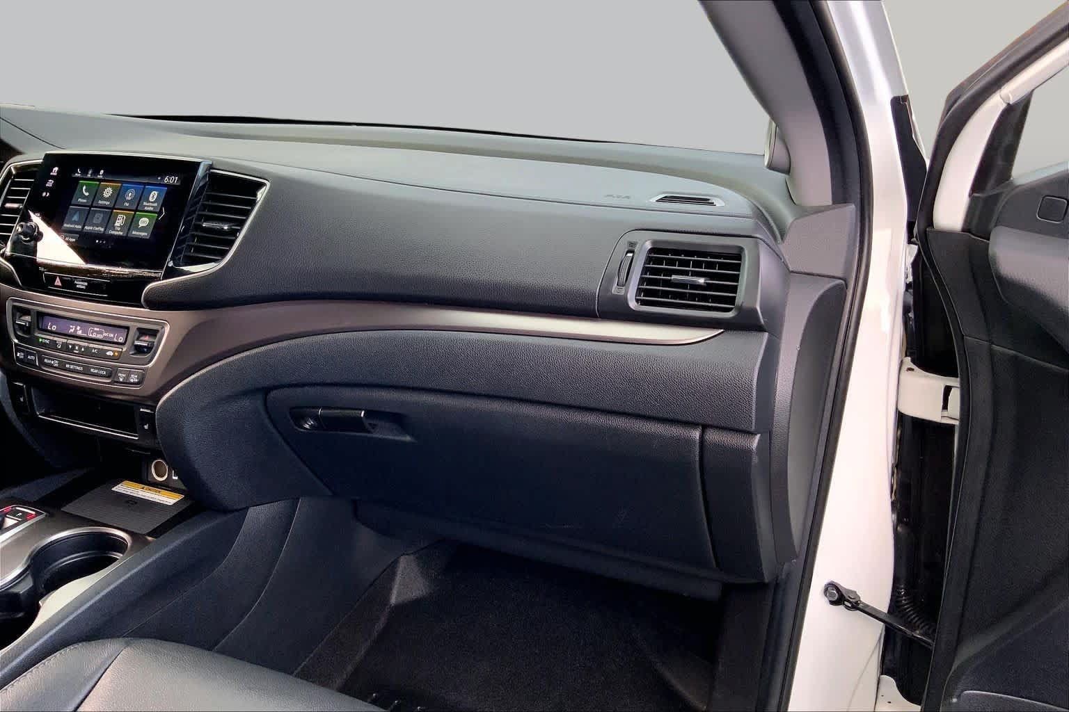 Certified 2021 Honda Pilot Special Edition image 19