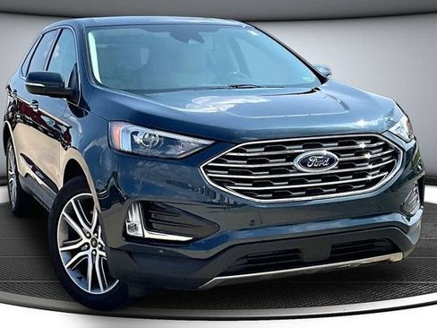 Used 2023 Ford Edge Titanium AWD/4WD image 3
